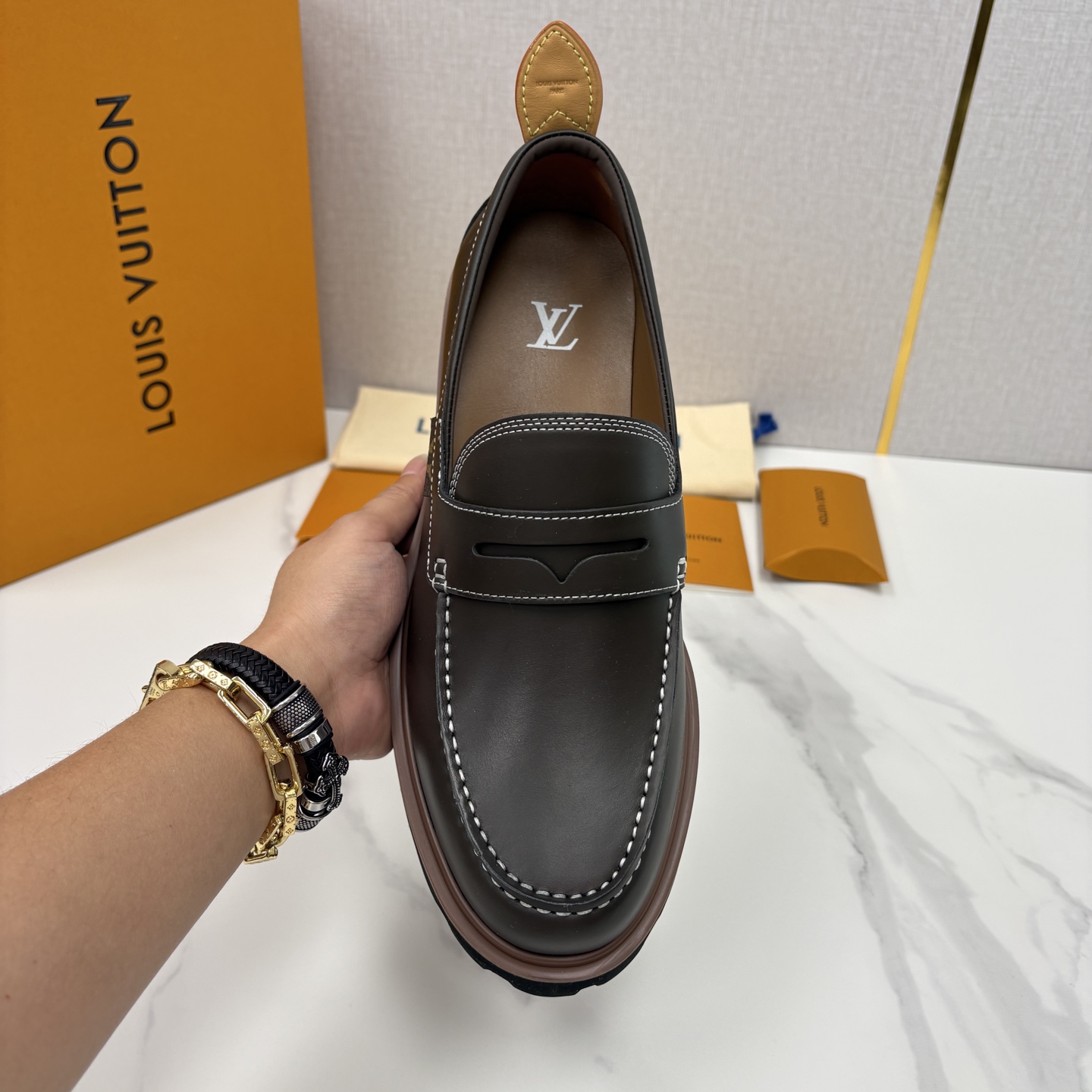 💋💍L家新品 LOUI* 路易*威登 厚底乐福鞋 经典与潮流的双重演绎 以顶级工艺重塑男士鞋履美学，既保