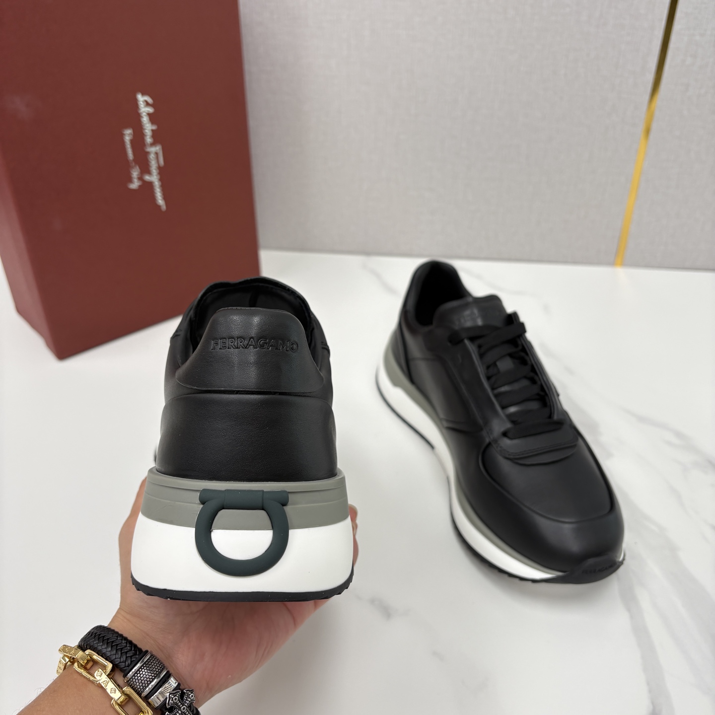 💋💍SF家新品 菲拉～格慕 FERRAGAM* 低帮休闲运动鞋 奢华与舒适的双重盛宴 官方 8,500 