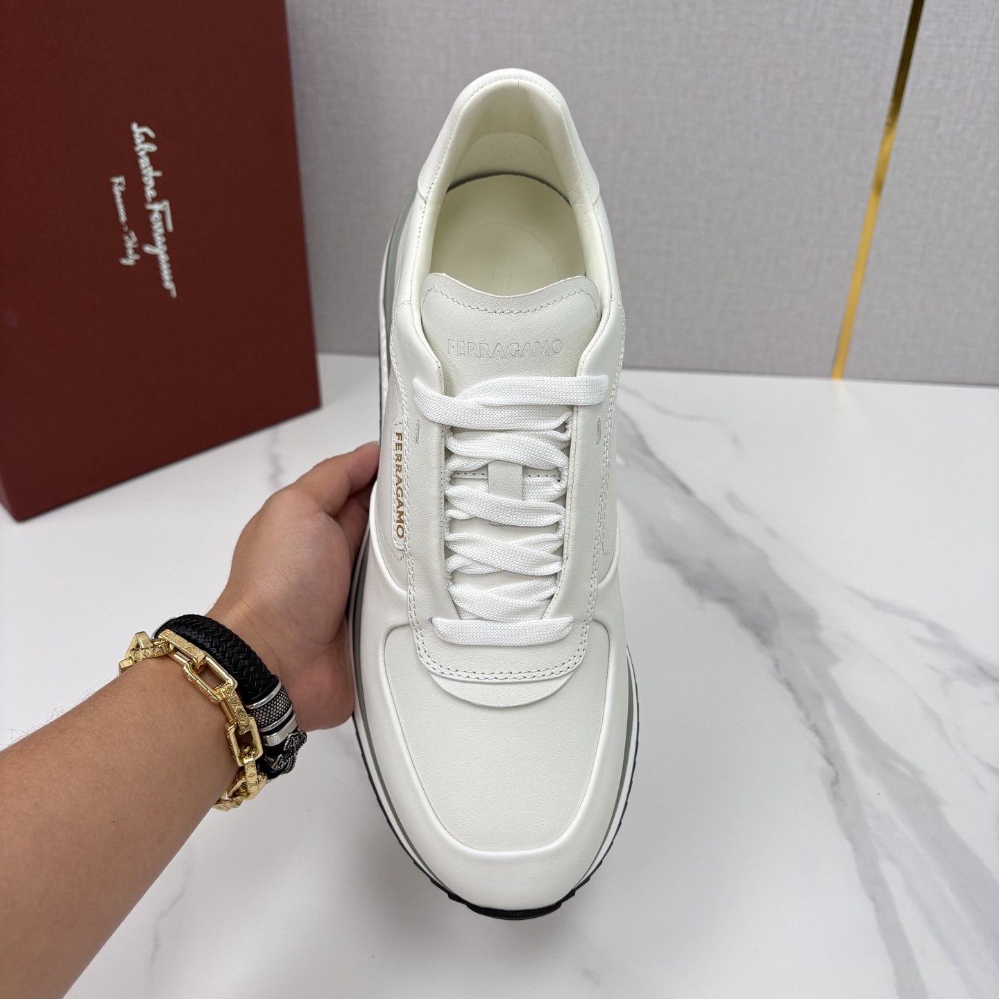 💋💍SF家新品 菲拉～格慕 FERRAGAM* 低帮休闲运动鞋 奢华与舒适的双重盛宴 官方 8,500 