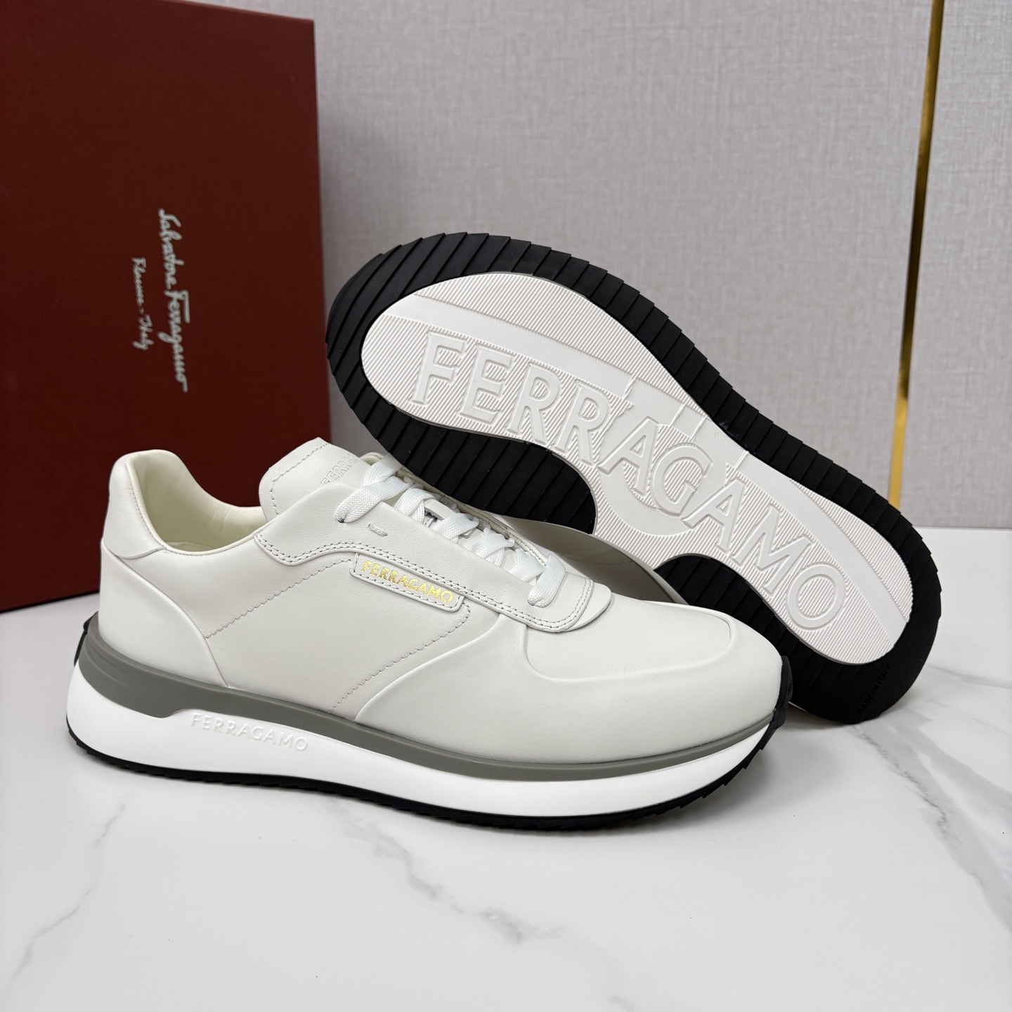 💋💍SF家新品 菲拉～格慕 FERRAGAM* 低帮休闲运动鞋 奢华与舒适的双重盛宴 官方 8,500 