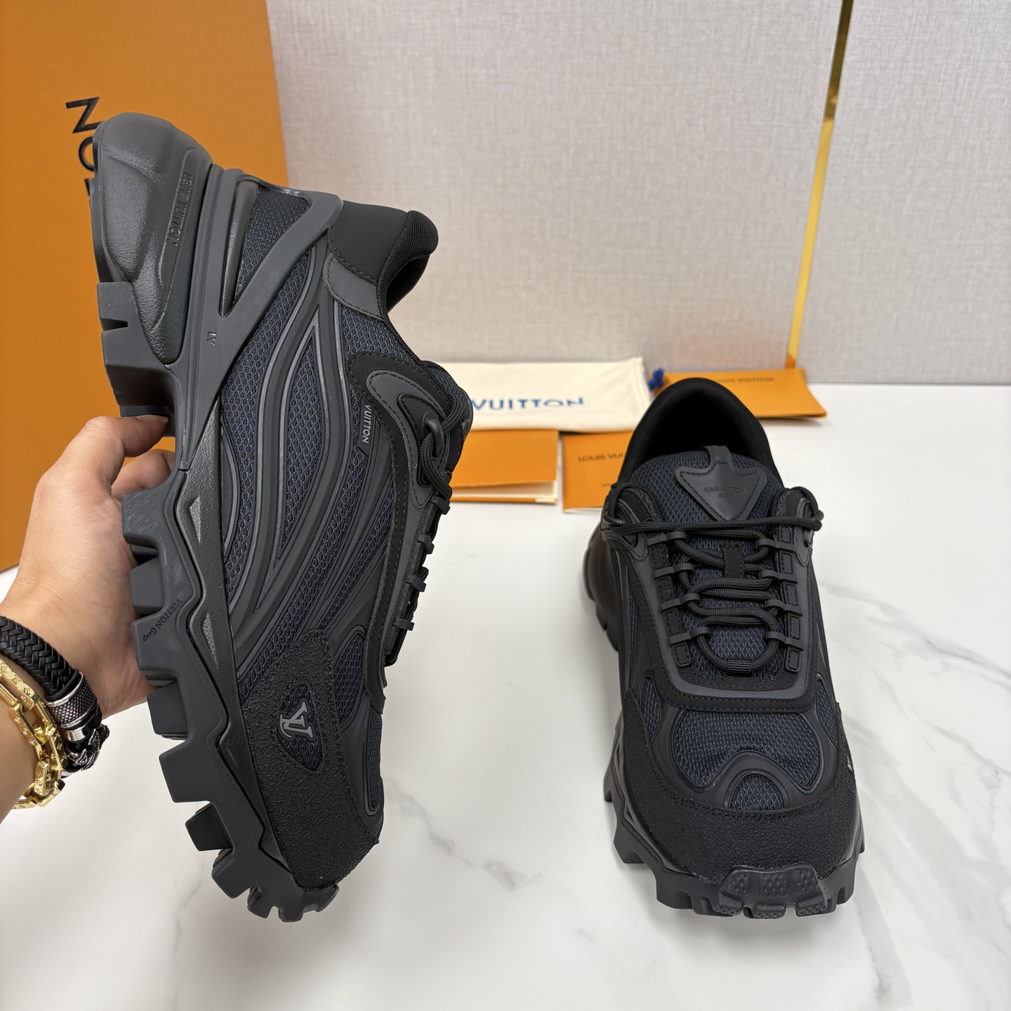 💋💍L 家新品 Loui* Vuitto* 路易～ L*V Runner Summit 男士新款撞色运动