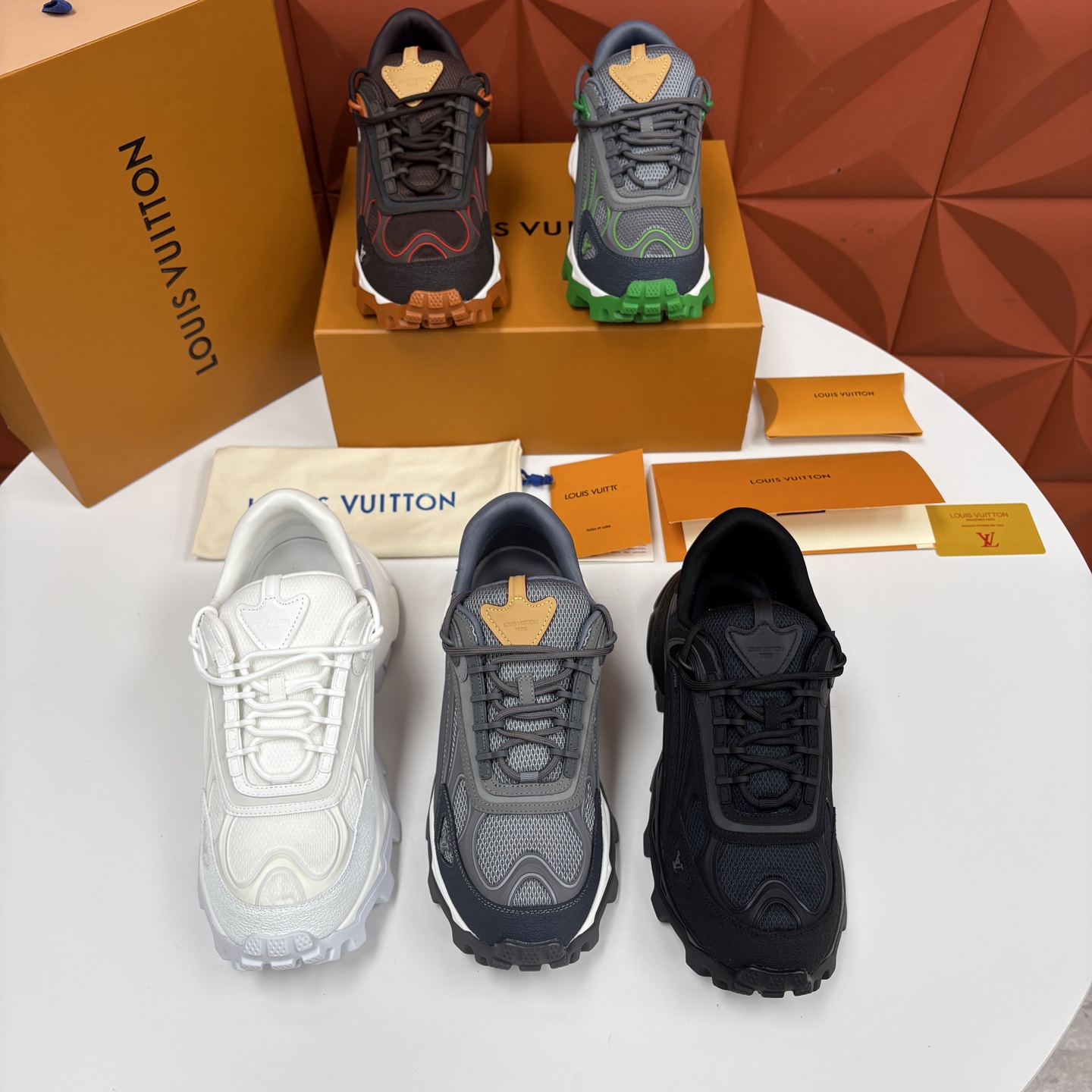 💋💍L 家新品 Loui* Vuitto* 路易～ L*V Runner Summit 男士新款撞色运动