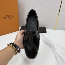💋💍TOD*S 托德-斯 新品豆豆底乐福鞋系列 意式匠心与舒适美学的融合 TOD*S 作为意大利 💋💍TOD*S 托德-斯 新品豆豆底乐福鞋系列 意式匠心与舒适美学的融合 TOD*S 作为意大利