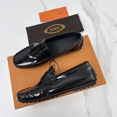 💋💍TOD*S 托德-斯 新品豆豆底乐福鞋系列 意式匠心与舒适美学的融合 TOD*S 作为意大利 💋💍TOD*S 托德-斯 新品豆豆底乐福鞋系列 意式匠心与舒适美学的融合 TOD*S 作为意大利