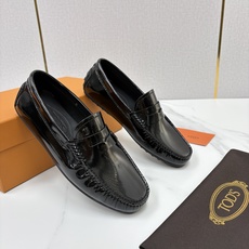 💋💍TOD*S 托德-斯 新品豆豆底乐福鞋系列 意式匠心与舒适美学的融合 TOD*S 作为意大利 💋💍TOD*S 托德-斯 新品豆豆底乐福鞋系列 意式匠心与舒适美学的融合 TOD*S 作为意大利