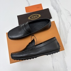 💋💍TOD*S 托德-斯 新品豆豆底乐福鞋系列 意式匠心与舒适美学的融合 TOD*S 作为意大利 💋💍TOD*S 托德-斯 新品豆豆底乐福鞋系列 意式匠心与舒适美学的融合 TOD*S 作为意大利