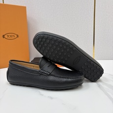 💋💍TOD*S 托德-斯 新品豆豆底乐福鞋系列 意式匠心与舒适美学的融合 TOD*S 作为意大利 💋💍TOD*S 托德-斯 新品豆豆底乐福鞋系列 意式匠心与舒适美学的融合 TOD*S 作为意大利
