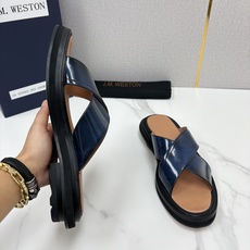 💋💍J.M.WESTO*N 威士-顿 法式轻奢新品交叉真皮凉拖 一双能穿出高级感的真皮拖鞋,通勤度 💋💍J.M.WESTO*N 威士-顿 法式轻奢新品交叉真皮凉拖 一双能穿出高级感的真皮拖鞋,通勤度