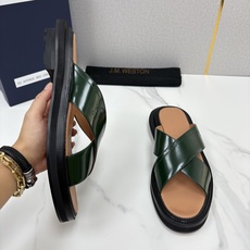 💋💍J.M.WESTO*N 威士-顿 法式轻奢新品交叉真皮凉拖 一双能穿出高级感的真皮拖鞋,通勤度 💋💍J.M.WESTO*N 威士-顿 法式轻奢新品交叉真皮凉拖 一双能穿出高级感的真皮拖鞋,通勤度