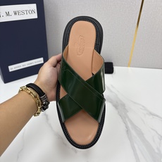 💋💍J.M.WESTO*N 威士-顿 法式轻奢新品交叉真皮凉拖 一双能穿出高级感的真皮拖鞋,通勤度 💋💍J.M.WESTO*N 威士-顿 法式轻奢新品交叉真皮凉拖 一双能穿出高级感的真皮拖鞋,通勤度