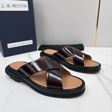 💋💍J.M.WESTO*N 威士-顿 法式轻奢新品交叉真皮凉拖 一双能穿出高级感的真皮拖鞋,通勤度 💋💍J.M.WESTO*N 威士-顿 法式轻奢新品交叉真皮凉拖 一双能穿出高级感的真皮拖鞋,通勤度