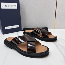 💋💍J.M.WESTO*N 威士-顿 法式轻奢新品交叉真皮凉拖 一双能穿出高级感的真皮拖鞋,通勤度 💋💍J.M.WESTO*N 威士-顿 法式轻奢新品交叉真皮凉拖 一双能穿出高级感的真皮拖鞋,通勤度
