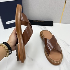 💋💍J.M.WESTO*N 威士-顿 法式轻奢新品交叉真皮凉拖 一双能穿出高级感的真皮拖鞋,通勤度 💋💍J.M.WESTO*N 威士-顿 法式轻奢新品交叉真皮凉拖 一双能穿出高级感的真皮拖鞋,通勤度