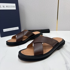 💋💍J.M.WESTO*N 威士-顿 法式轻奢新品交叉真皮凉拖 一双能穿出高级感的真皮拖鞋,通勤度 💋💍J.M.WESTO*N 威士-顿 法式轻奢新品交叉真皮凉拖 一双能穿出高级感的真皮拖鞋,通勤度