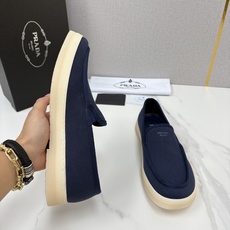 💋💍P家新品 PRAD* 普拉-达 男士帆布乐福鞋 意式优雅,一步到位 这双乐福鞋是标志性的优 💋💍P家新品 PRAD* 普拉-达 男士帆布乐福鞋 意式优雅,一步到位 这双乐福鞋是标志性的优