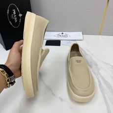 💋💍P家新品 PRAD* 普拉-达 男士帆布乐福鞋 意式优雅,一步到位 这双乐福鞋是标志性的优 💋💍P家新品 PRAD* 普拉-达 男士帆布乐福鞋 意式优雅,一步到位 这双乐福鞋是标志性的优