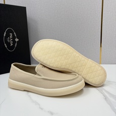 💋💍P家新品 PRAD* 普拉-达 男士帆布乐福鞋 意式优雅,一步到位 这双乐福鞋是标志性的优 💋💍P家新品 PRAD* 普拉-达 男士帆布乐福鞋 意式优雅,一步到位 这双乐福鞋是标志性的优