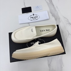 💋💍P家新品 PRAD* 普拉-达 男士帆布乐福鞋 意式优雅,一步到位 这双乐福鞋是标志性的优 💋💍P家新品 PRAD* 普拉-达 男士帆布乐福鞋 意式优雅,一步到位 这双乐福鞋是标志性的优