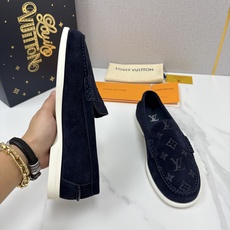 💋💍L 家新品 LOU*S VUITTO* 新品男士休闲乐福鞋 甄选进口开边珠牛皮/反绒牛皮制 💋💍L 家新品 LOU*S VUITTO* 新品男士休闲乐福鞋 甄选进口开边珠牛皮/反绒牛皮制