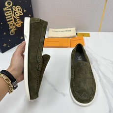 💋💍L 家新品 LOU*S VUITTO* 新品男士休闲乐福鞋 甄选进口开边珠牛皮/反绒牛皮制 💋💍L 家新品 LOU*S VUITTO* 新品男士休闲乐福鞋 甄选进口开边珠牛皮/反绒牛皮制