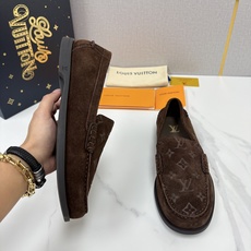 💋💍L 家新品 LOU*S VUITTO* 新品男士休闲乐福鞋 甄选进口开边珠牛皮/反绒牛皮制 💋💍L 家新品 LOU*S VUITTO* 新品男士休闲乐福鞋 甄选进口开边珠牛皮/反绒牛皮制