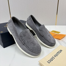 💋💍L 家新品 LOU*S VUITTO* 新品男士休闲乐福鞋 甄选进口开边珠牛皮/反绒牛皮制 💋💍L 家新品 LOU*S VUITTO* 新品男士休闲乐福鞋 甄选进口开边珠牛皮/反绒牛皮制