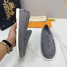 💋💍L 家新品 LOU*S VUITTO* 新品男士休闲乐福鞋 甄选进口开边珠牛皮/反绒牛皮制 💋💍L 家新品 LOU*S VUITTO* 新品男士休闲乐福鞋 甄选进口开边珠牛皮/反绒牛皮制