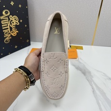 💋💍L 家新品 LOU*S VUITTO* 新品男士休闲乐福鞋 甄选进口开边珠牛皮/反绒牛皮制 💋💍L 家新品 LOU*S VUITTO* 新品男士休闲乐福鞋 甄选进口开边珠牛皮/反绒牛皮制