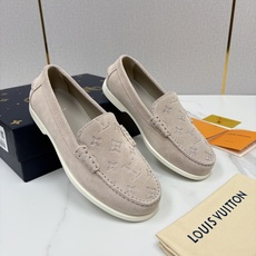 💋💍L 家新品 LOU*S VUITTO* 新品男士休闲乐福鞋 甄选进口开边珠牛皮/反绒牛皮制 💋💍L 家新品 LOU*S VUITTO* 新品男士休闲乐福鞋 甄选进口开边珠牛皮/反绒牛皮制