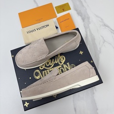 💋💍L 家新品 LOU*S VUITTO* 新品男士休闲乐福鞋 甄选进口开边珠牛皮/反绒牛皮制 💋💍L 家新品 LOU*S VUITTO* 新品男士休闲乐福鞋 甄选进口开边珠牛皮/反绒牛皮制