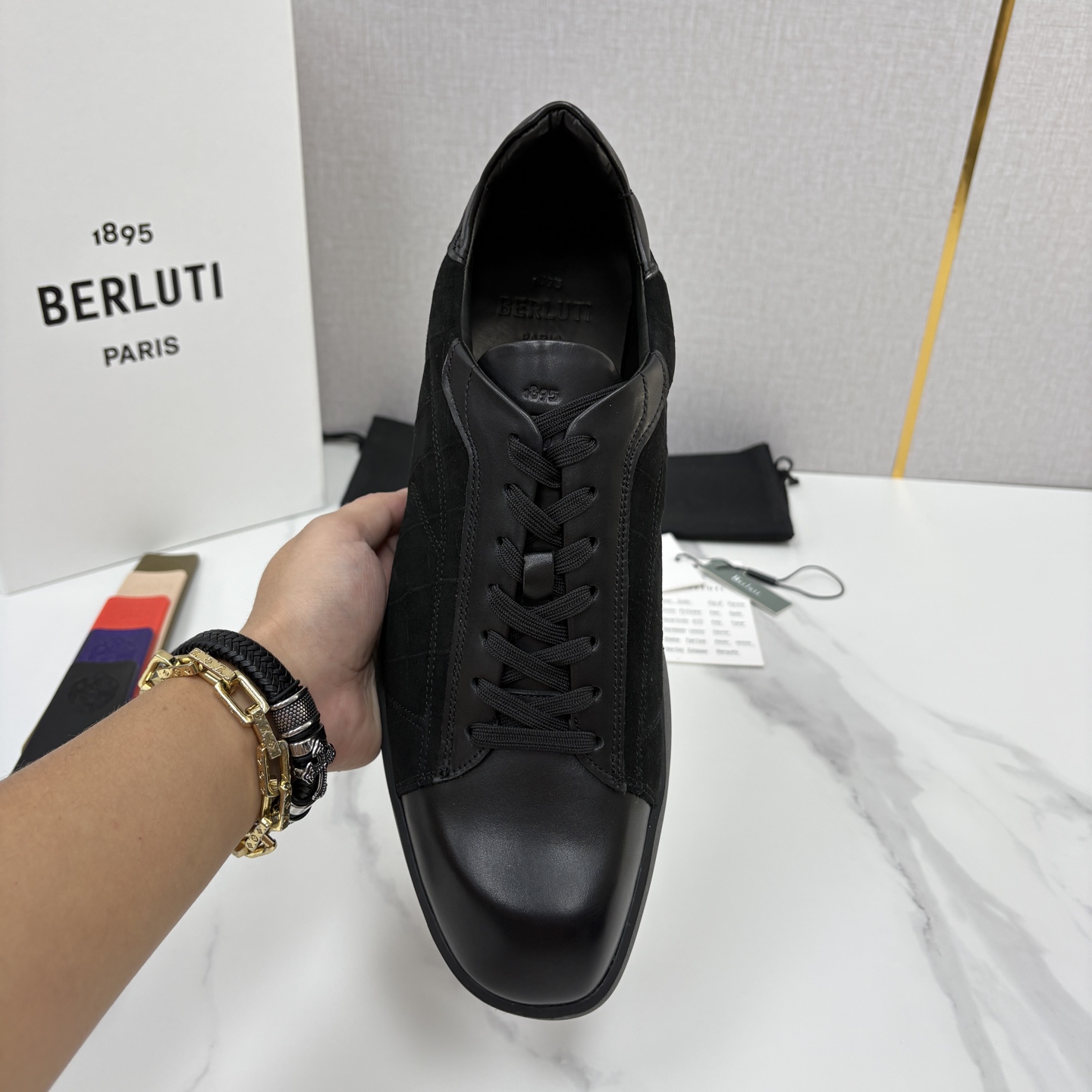 💋💍Berlut* 布鲁提 新款刀锋造型板鞋来袭 新品Stellar 拼接鳄鱼纹🐊休闲运动鞋 官方 15,30 💋💍Berlut* 布鲁提 新款刀锋造型板鞋来袭 新品Stellar 拼接鳄鱼纹🐊休闲运动鞋 官方 15,30