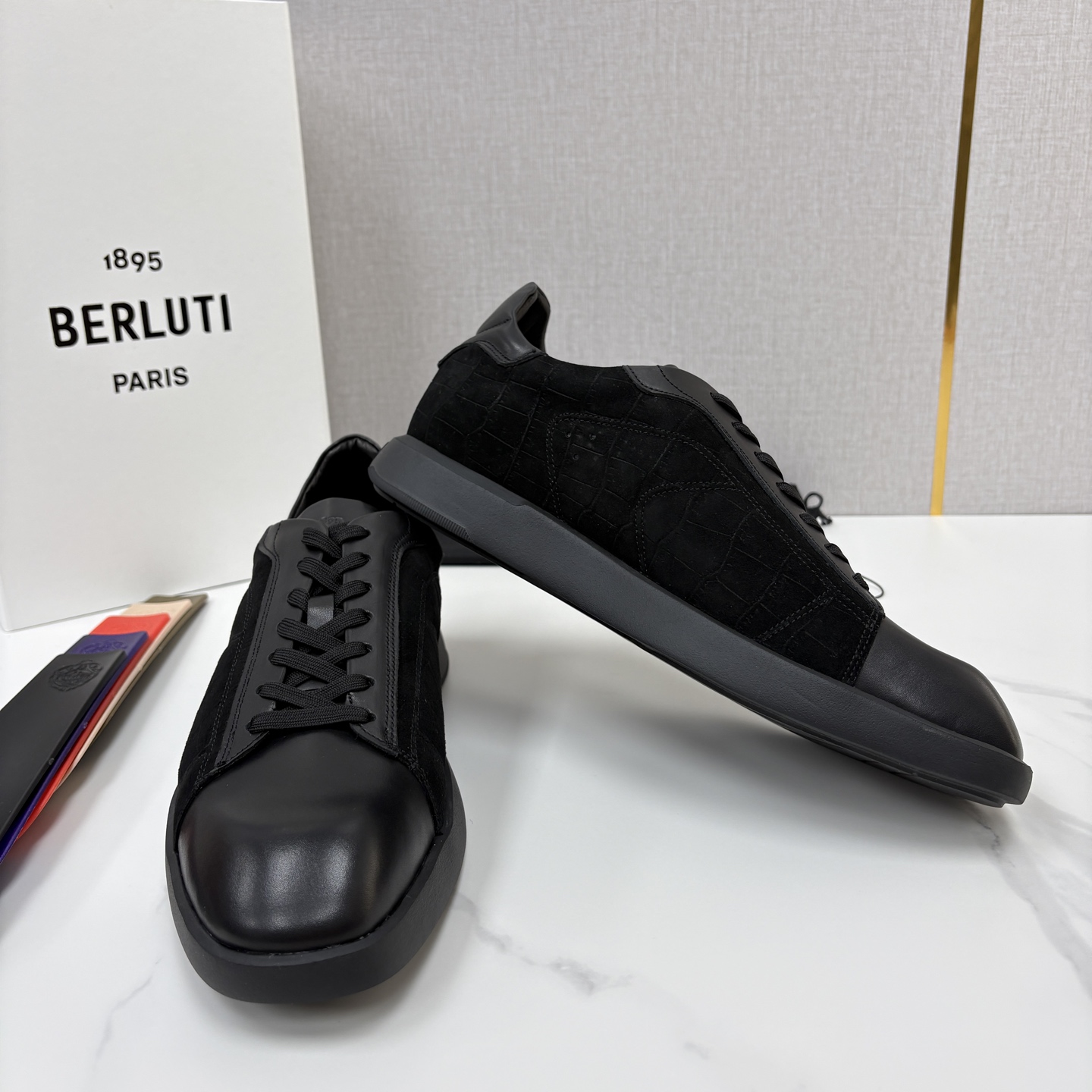 💋💍Berlut* 布鲁提 新款刀锋造型板鞋来袭 新品Stellar 拼接鳄鱼纹🐊休闲运动鞋 官方 15,30 💋💍Berlut* 布鲁提 新款刀锋造型板鞋来袭 新品Stellar 拼接鳄鱼纹🐊休闲运动鞋 官方 15,30