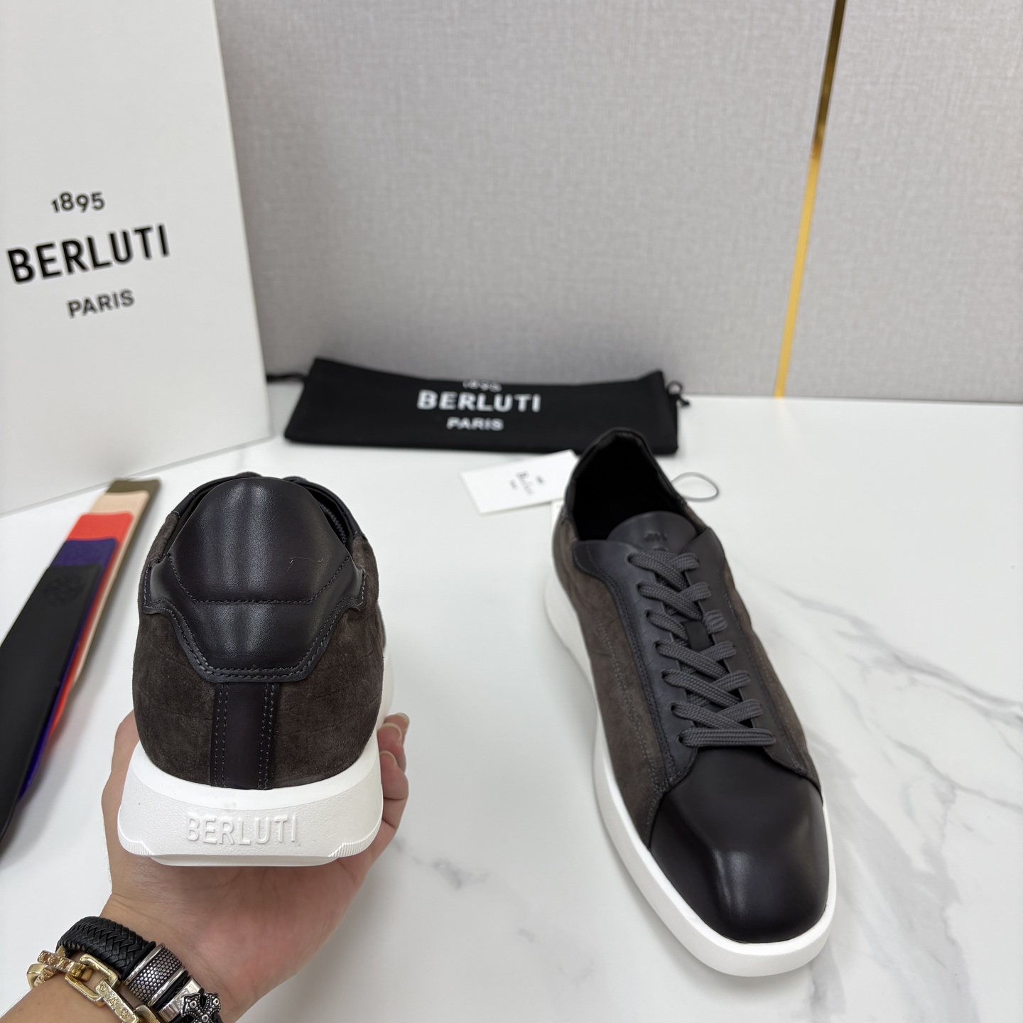 💋💍Berlut* 布鲁提 新款刀锋造型板鞋来袭 新品Stellar 拼接鳄鱼纹🐊休闲运动鞋 官方 15,30 💋💍Berlut* 布鲁提 新款刀锋造型板鞋来袭 新品Stellar 拼接鳄鱼纹🐊休闲运动鞋 官方 15,30