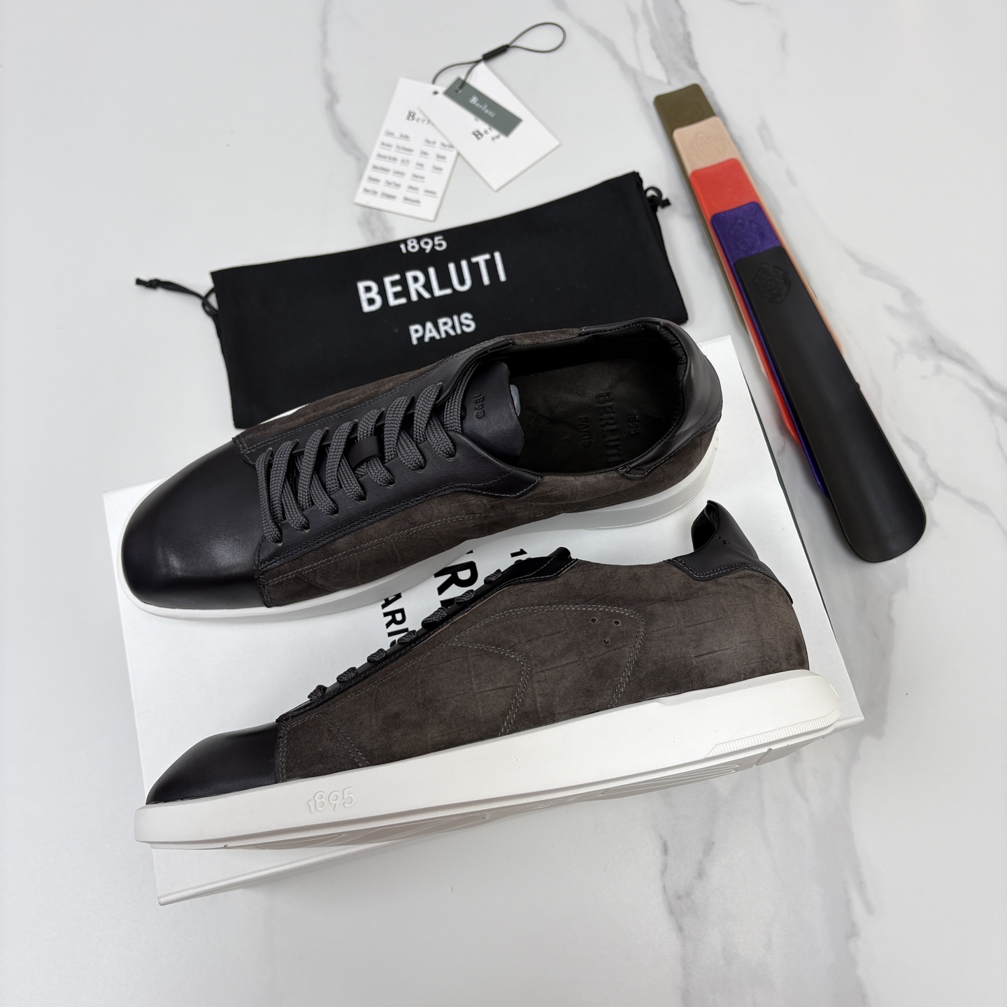 💋💍Berlut* 布鲁提 新款刀锋造型板鞋来袭 新品Stellar 拼接鳄鱼纹🐊休闲运动鞋 官方 15,30 💋💍Berlut* 布鲁提 新款刀锋造型板鞋来袭 新品Stellar 拼接鳄鱼纹🐊休闲运动鞋 官方 15,30