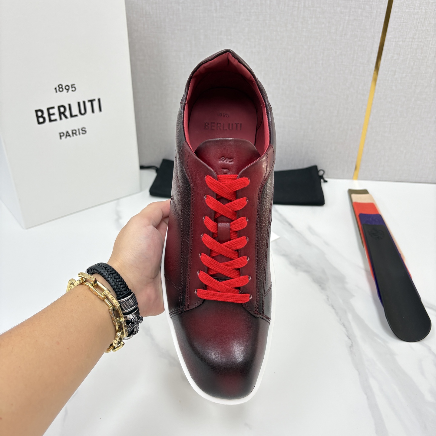 💋💍Berlut* 布鲁提 新款刀锋造型板鞋来袭 新品Stellar Scritto刺青手绘图纹休闲运动鞋 官 💋💍Berlut* 布鲁提 新款刀锋造型板鞋来袭 新品Stellar Scritto刺青手绘图纹休闲运动鞋 官