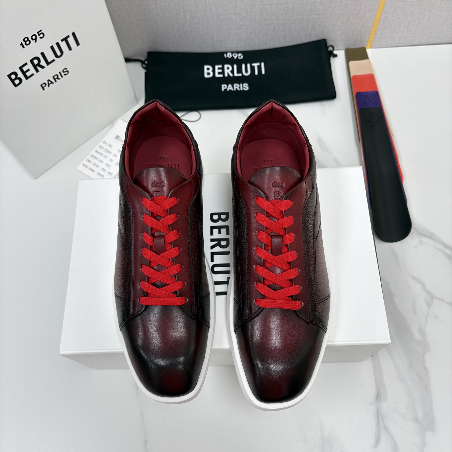 💋💍Berlut* 布鲁提  新款刀锋造型板鞋来袭   新品Stellar Scritto刺青手绘图纹休闲运动鞋   官