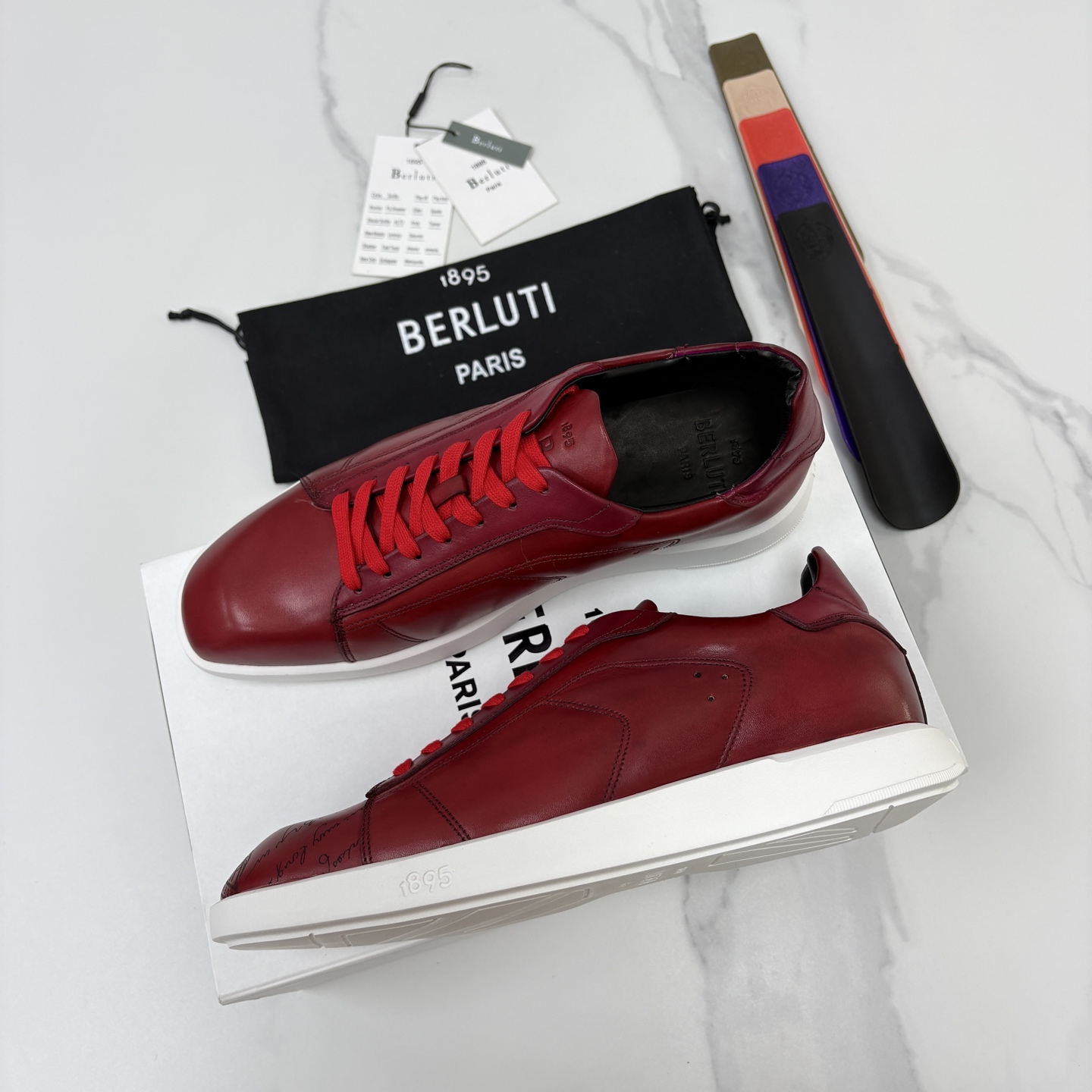 💋💍Berlut* 布鲁提 新款刀锋造型板鞋来袭 新品Stellar Scritto刺青手绘图纹休闲运动鞋 官 💋💍Berlut* 布鲁提 新款刀锋造型板鞋来袭 新品Stellar Scritto刺青手绘图纹休闲运动鞋 官