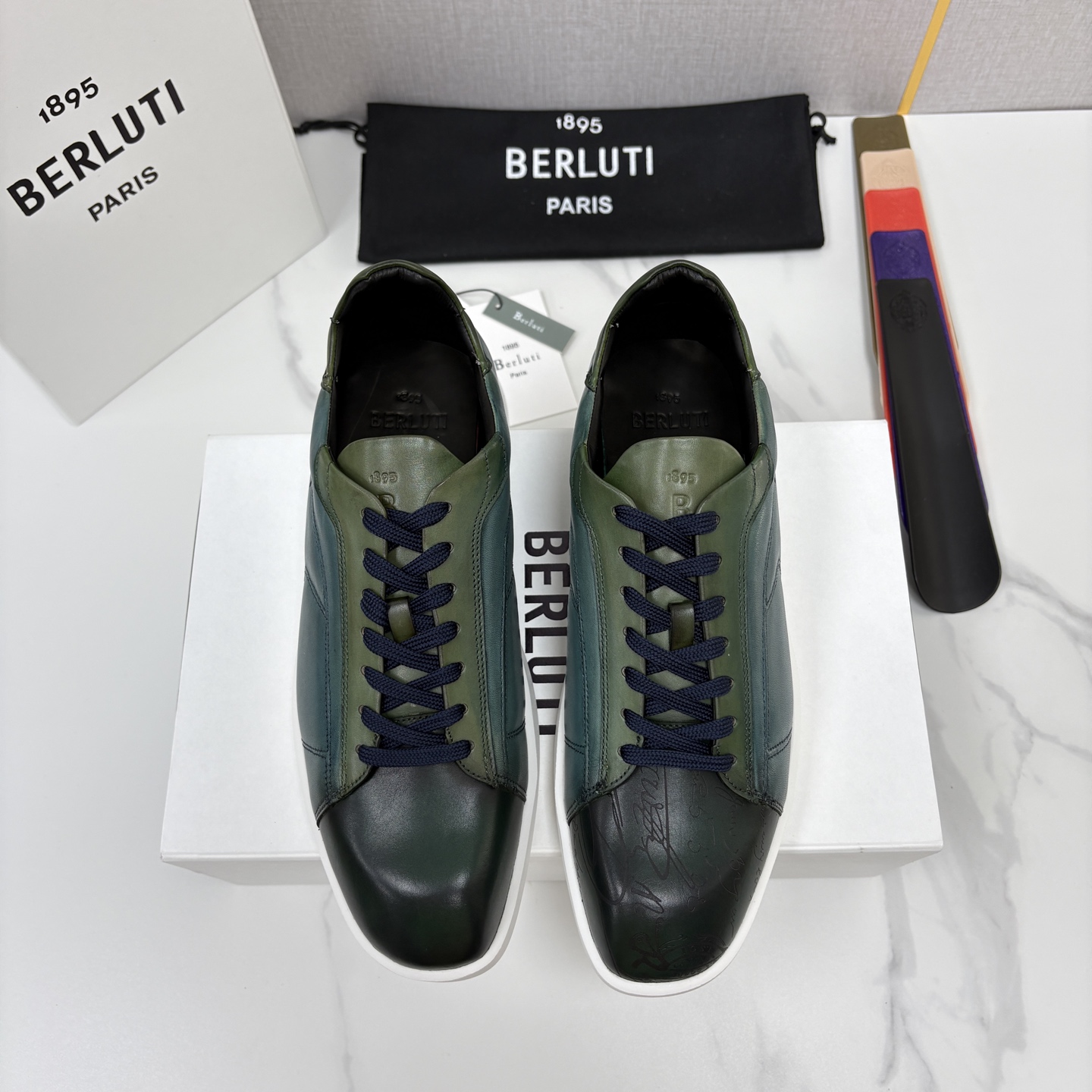 💋💍Berlut* 布鲁提  新款刀锋造型板鞋来袭   新品Stellar Scritto刺青手绘图纹休闲运动鞋   官