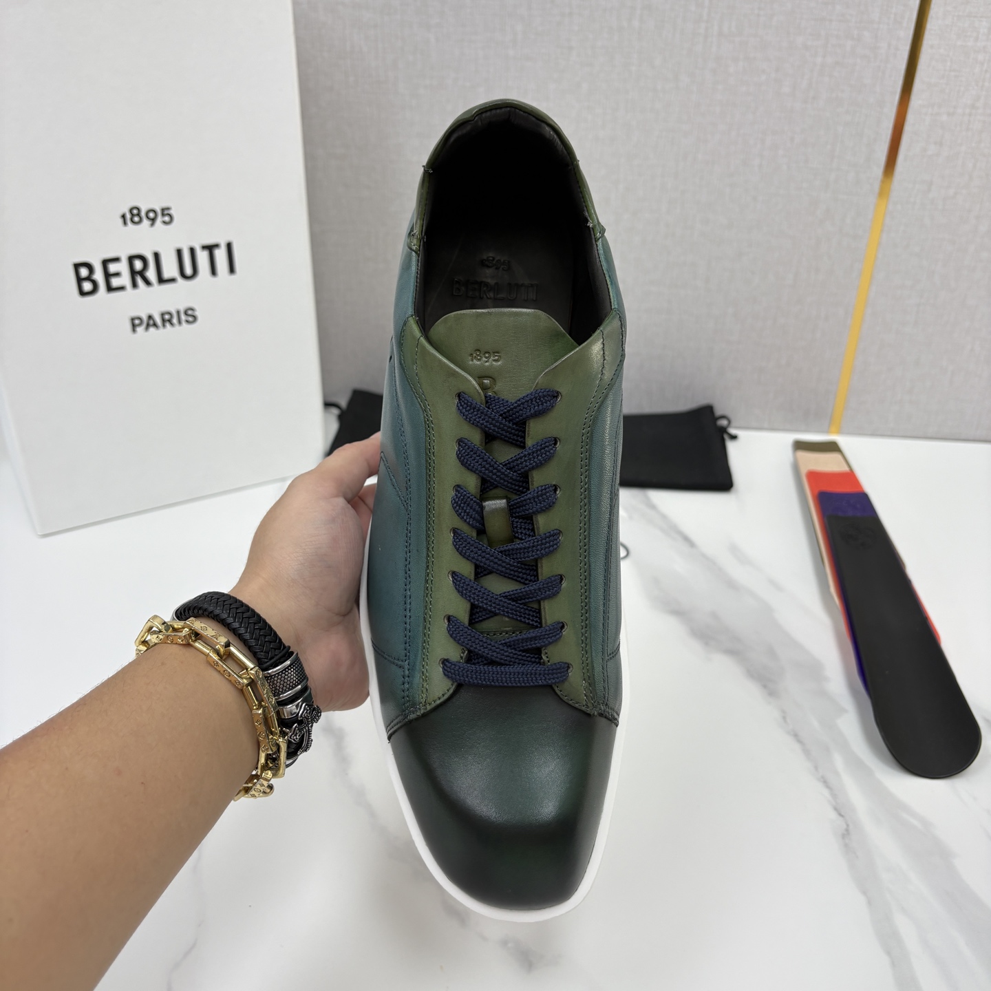 💋💍Berlut* 布鲁提 新款刀锋造型板鞋来袭 新品Stellar Scritto刺青手绘图纹休闲运动鞋 官 💋💍Berlut* 布鲁提 新款刀锋造型板鞋来袭 新品Stellar Scritto刺青手绘图纹休闲运动鞋 官