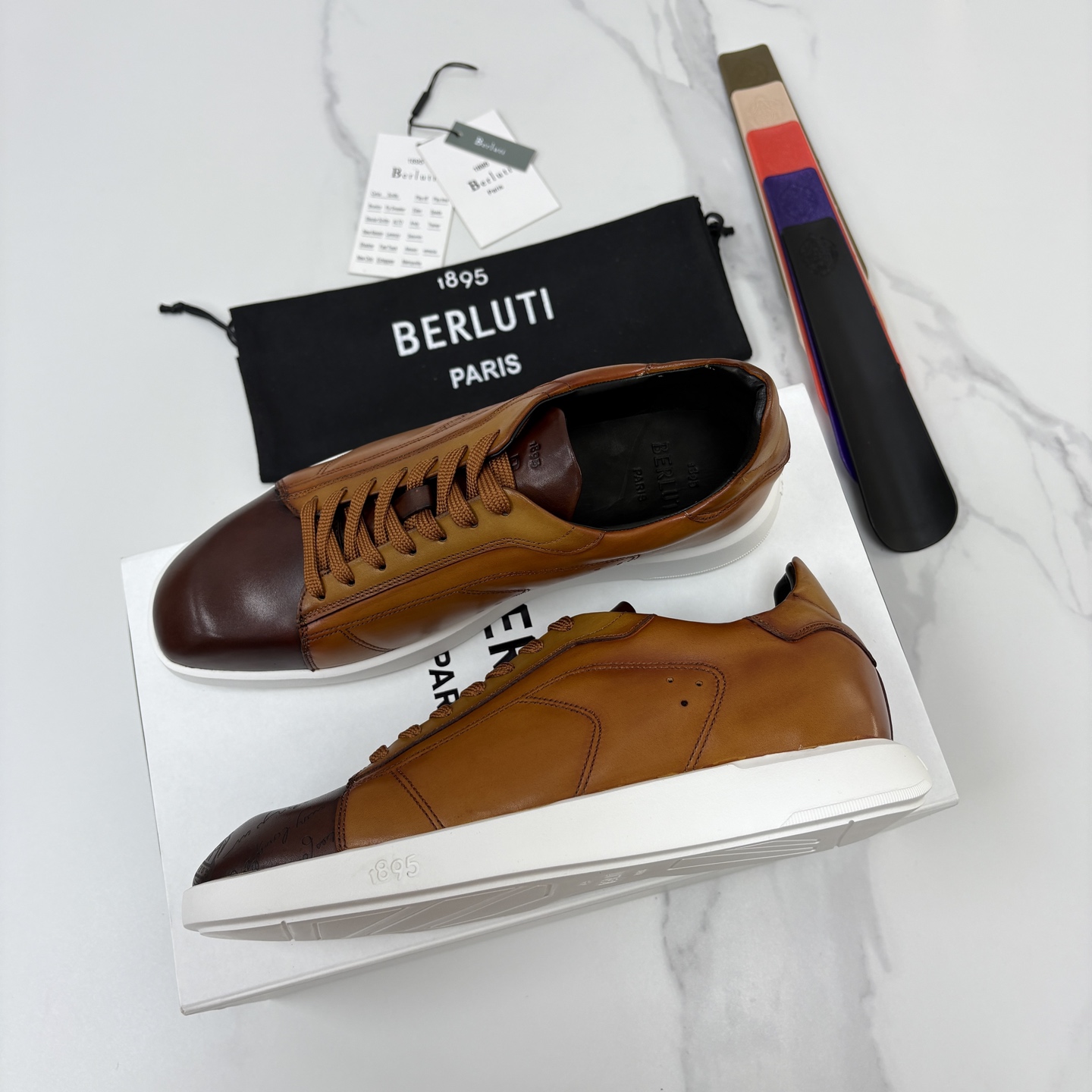 💋💍Berlut* 布鲁提 新款刀锋造型板鞋来袭 新品Stellar Scritto刺青手绘图纹休闲运动鞋 官 💋💍Berlut* 布鲁提 新款刀锋造型板鞋来袭 新品Stellar Scritto刺青手绘图纹休闲运动鞋 官