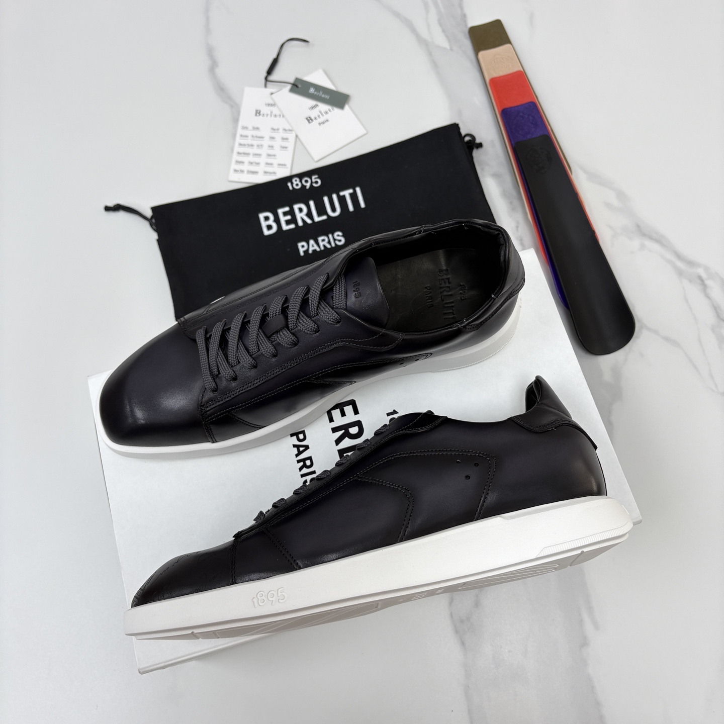 💋💍Berlut* 布鲁提 新款刀锋造型板鞋来袭 新品Stellar Scritto刺青手绘图纹休闲运动鞋 官 💋💍Berlut* 布鲁提 新款刀锋造型板鞋来袭 新品Stellar Scritto刺青手绘图纹休闲运动鞋 官