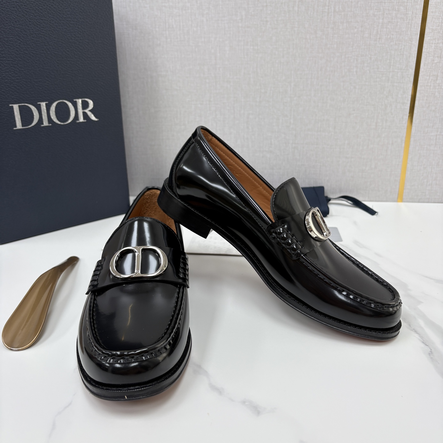 💋💍 CD家新品 迪-奥 Dio* Granville乐福鞋皮鞋 黑色光滑牛皮鞋 官方 8,400 这款乐 💋💍 CD家新品 迪-奥 Dio* Granville乐福鞋皮鞋 黑色光滑牛皮鞋 官方 8,400 这款乐