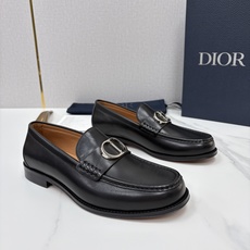 💋💍 CD家新品 迪-奥 Dio* Granville乐福鞋皮鞋 黑色光滑牛皮鞋 官方 8,400 这款乐 💋💍 CD家新品 迪-奥 Dio* Granville乐福鞋皮鞋 黑色光滑牛皮鞋 官方 8,400 这款乐
