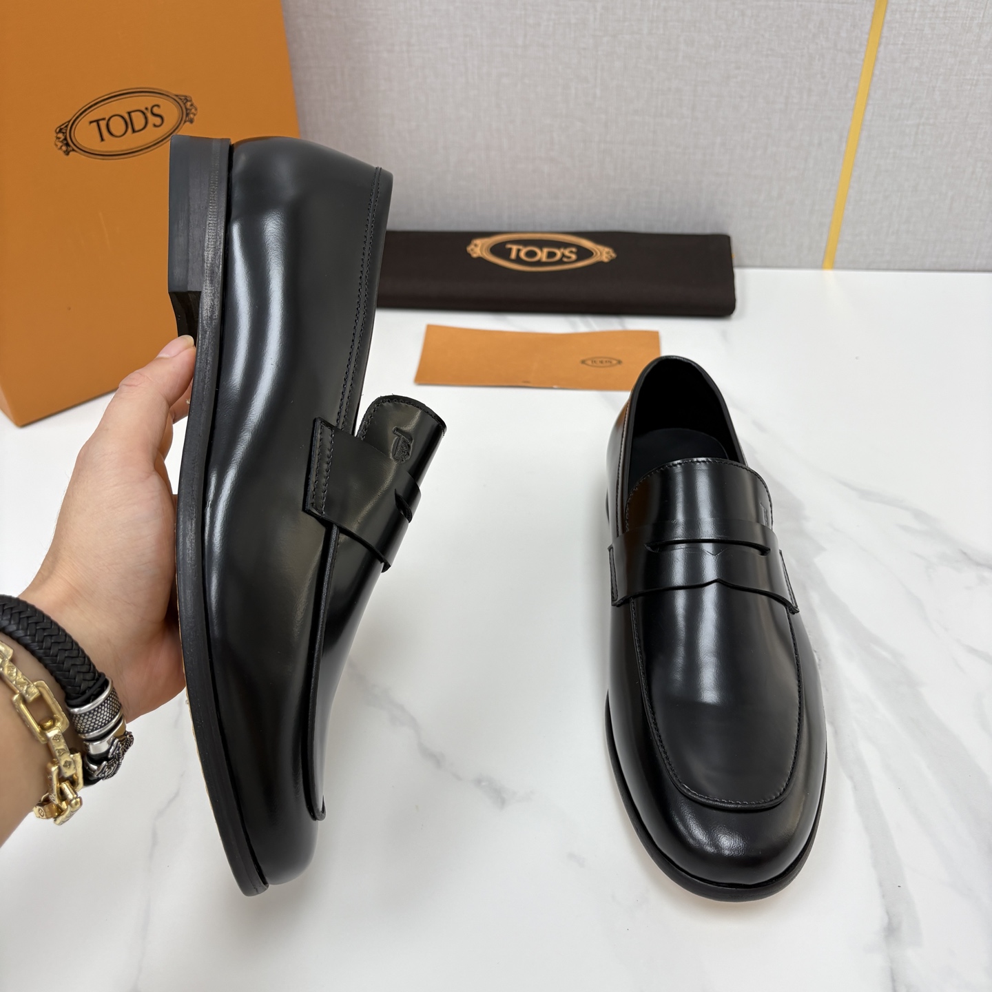 💋💍TOD*S 新品 托德-斯 皮革乐福鞋 官方 6,180 本款乐福鞋以柔软反牛皮革/牛皮/开边珠制成, 💋💍TOD*S 新品 托德-斯 皮革乐福鞋 官方 6,180 本款乐福鞋以柔软反牛皮革/牛皮/开边珠制成,