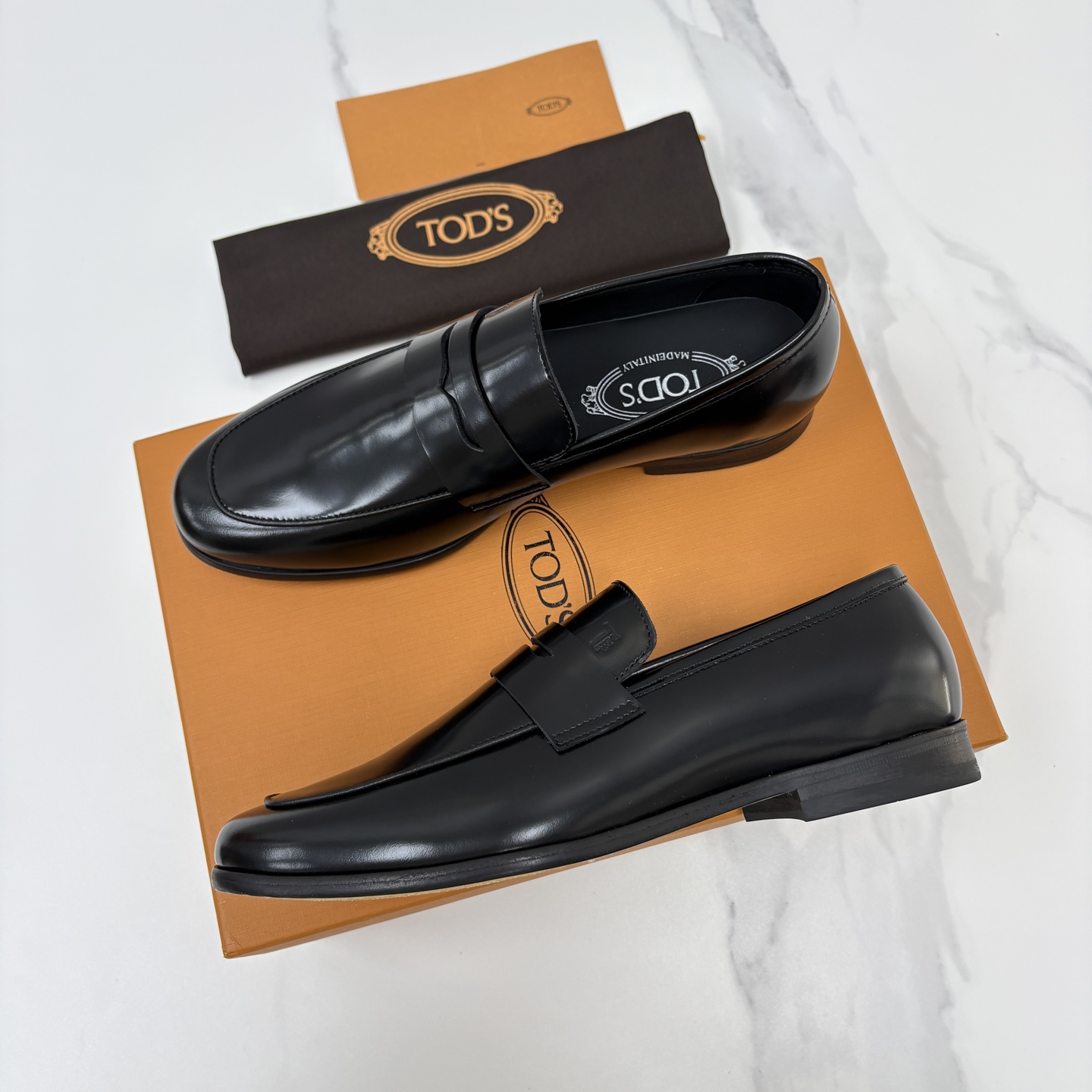 💋💍TOD*S 新品 托德-斯 皮革乐福鞋 官方 6,180 本款乐福鞋以柔软反牛皮革/牛皮/开边珠制成, 💋💍TOD*S 新品 托德-斯 皮革乐福鞋 官方 6,180 本款乐福鞋以柔软反牛皮革/牛皮/开边珠制成,