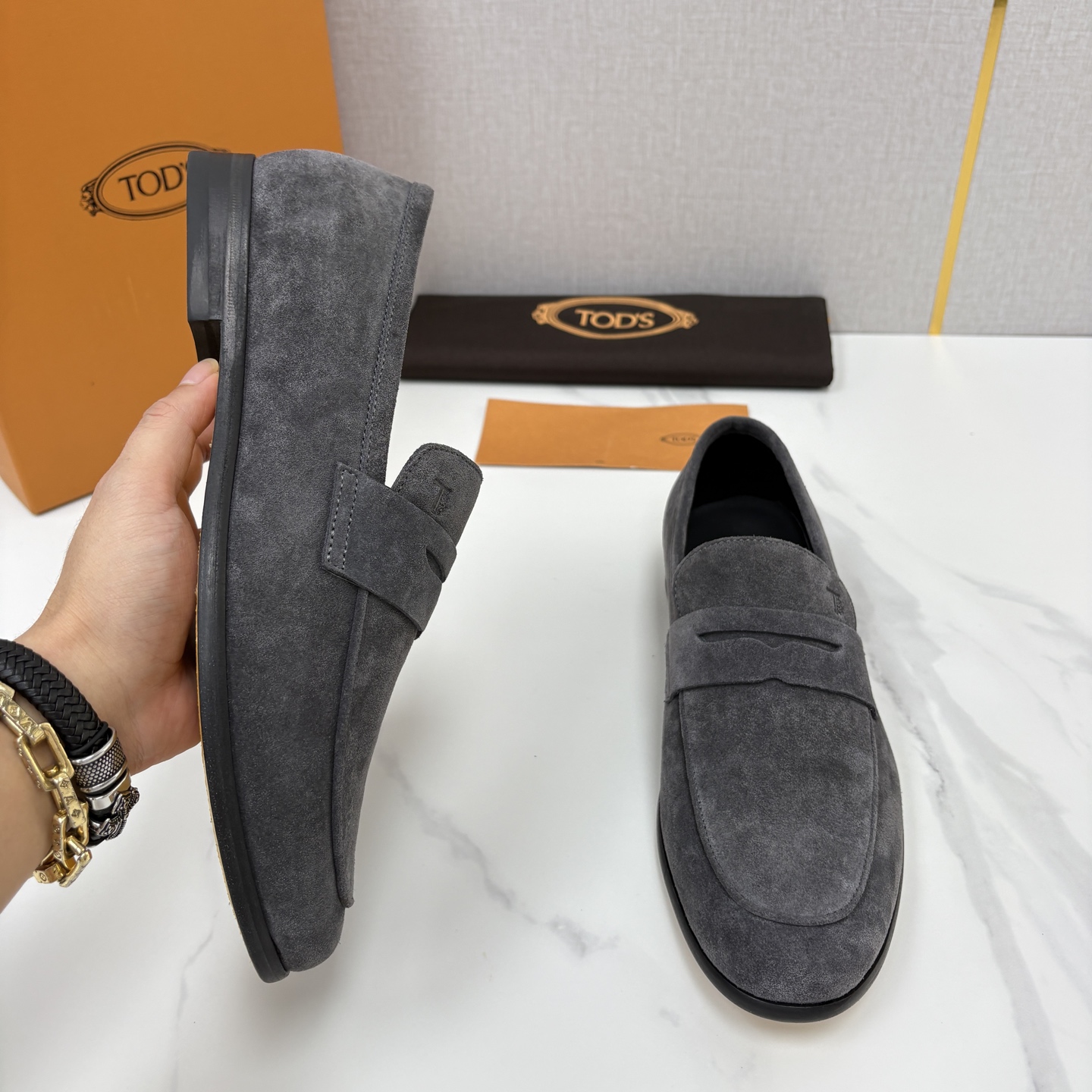 💋💍TOD*S 新品 托德-斯 皮革乐福鞋 官方 6,180 本款乐福鞋以柔软反牛皮革/牛皮/开边珠制成, 💋💍TOD*S 新品 托德-斯 皮革乐福鞋 官方 6,180 本款乐福鞋以柔软反牛皮革/牛皮/开边珠制成,