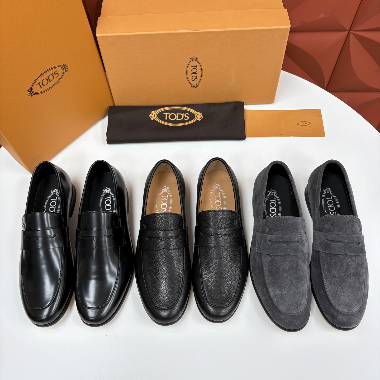 💋💍TOD*S 新品 托德-斯 皮革乐福鞋 官方 6,180 本款乐福鞋以柔软反牛皮革/牛皮/开边珠制成, 💋💍TOD*S 新品 托德-斯 皮革乐福鞋 官方 6,180 本款乐福鞋以柔软反牛皮革/牛皮/开边珠制成,