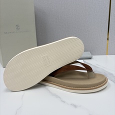 💋💍BC家 新品凉拖鞋 Brunell* Cucinell* 官方 5,700 考究的材料精美了这款夏季男士休闲街 💋💍BC家 新品凉拖鞋 Brunell* Cucinell* 官方 5,700 考究的材料精美了这款夏季男士休闲街