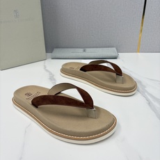 💋💍BC家 新品凉拖鞋 Brunell* Cucinell* 官方 5,700 考究的材料精美了这款夏季男士休闲街 💋💍BC家 新品凉拖鞋 Brunell* Cucinell* 官方 5,700 考究的材料精美了这款夏季男士休闲街