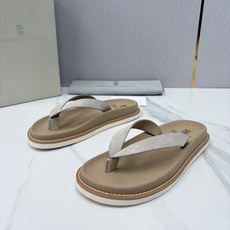 💋💍BC家 新品凉拖鞋 Brunell* Cucinell* 官方 5,700 考究的材料精美了这款夏季男士休闲街 💋💍BC家 新品凉拖鞋 Brunell* Cucinell* 官方 5,700 考究的材料精美了这款夏季男士休闲街